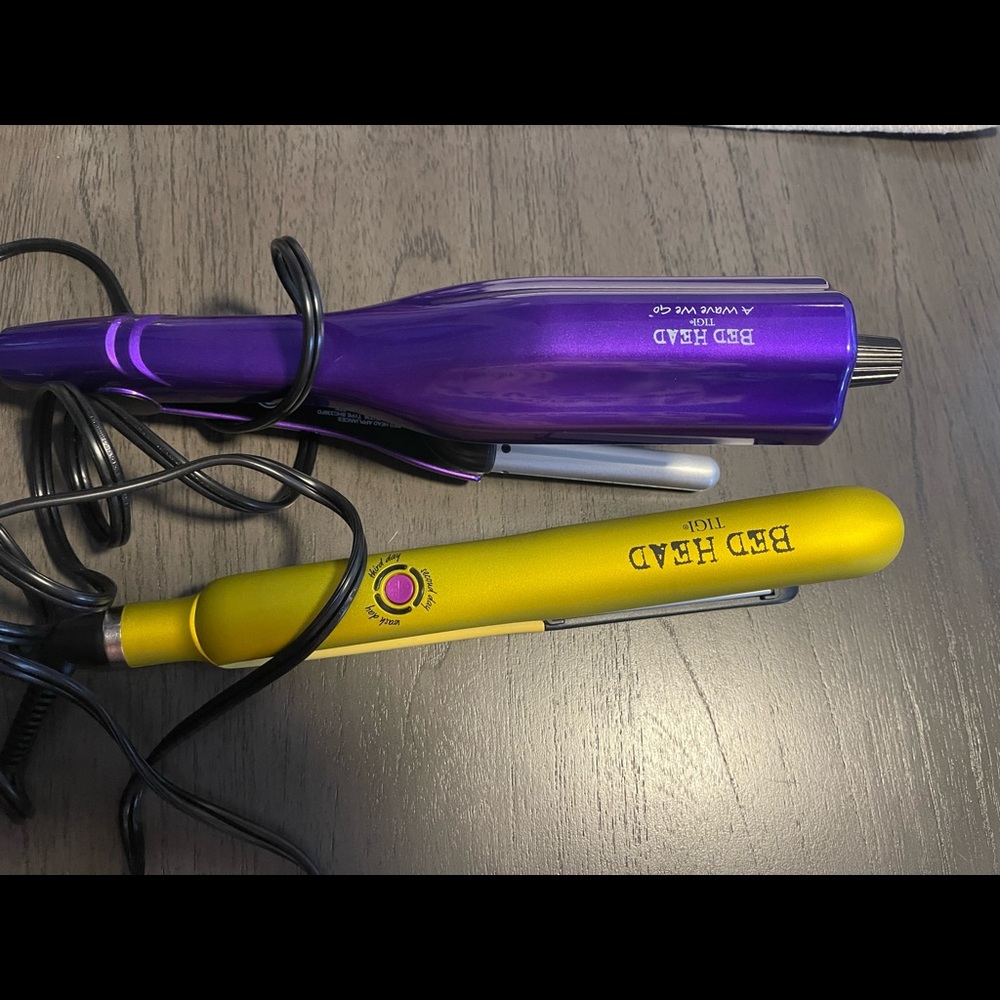 Bed Head TIGI flat iron & Wave we go bundle deal